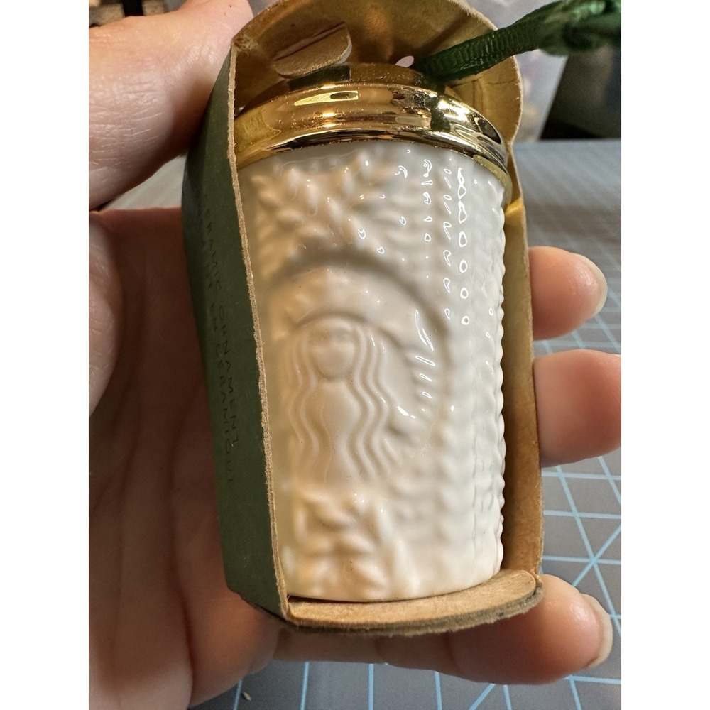 Holiday 2016 Starbucks KNIT SWEATER Ceramic To-Go Cup Christmas Tree Ornament